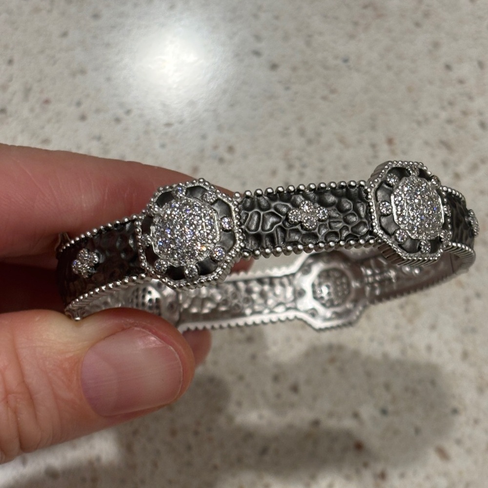 Chic Silver Bracelet with Sparkling Accents Freida Rothman 925 Sterling Bangle